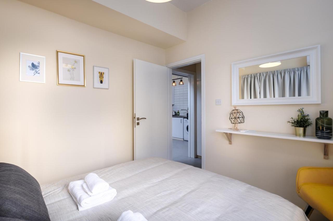 The Joy - Centre One Bedroom Flat Larnaca Exterior photo
